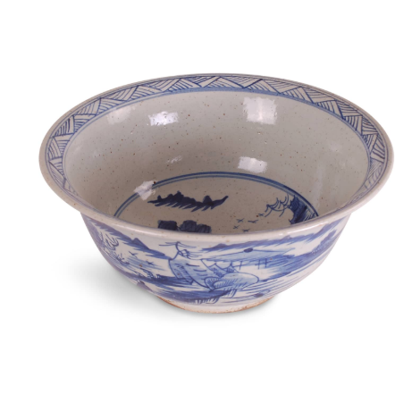 BLUE AND WHITE CANTON BOWL