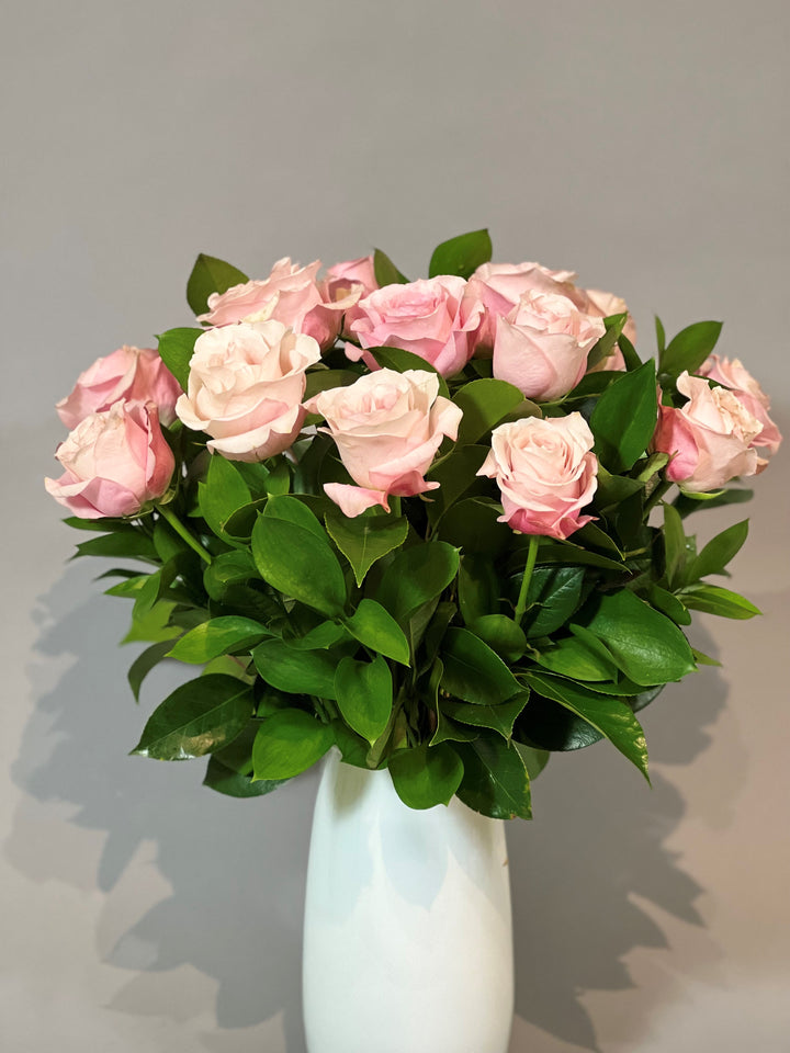 CLASSIC LONG STEM ROSES – Greenwich Orchids